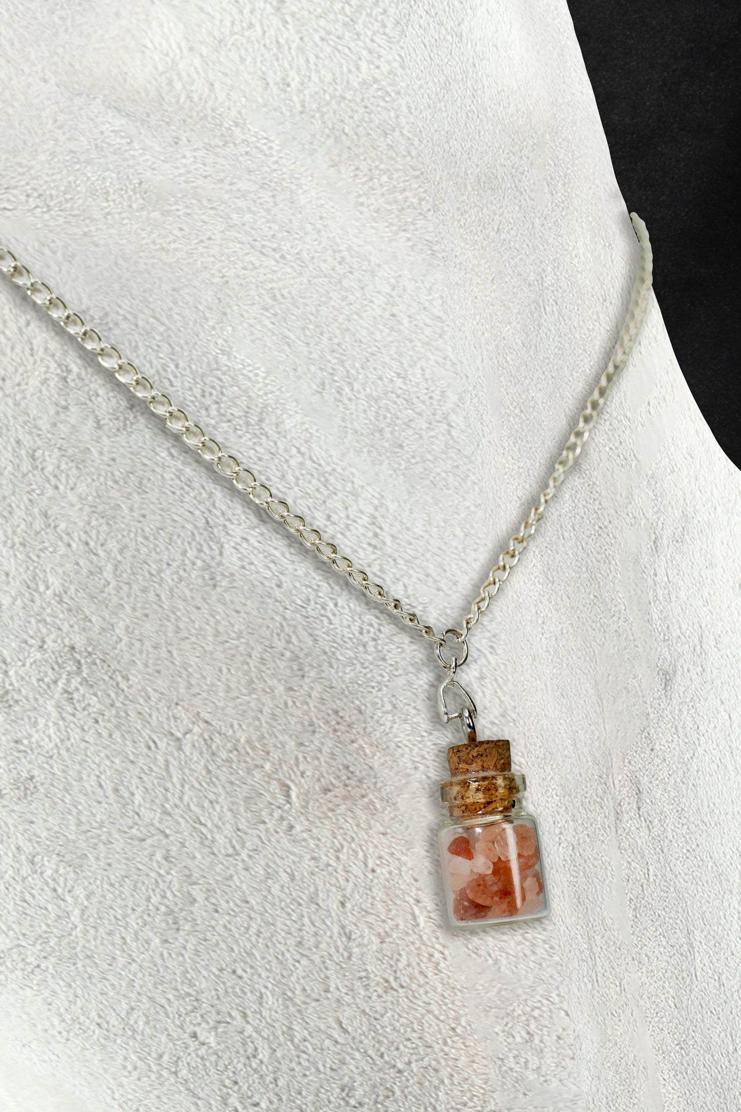 Flat Metal Chain Necklace - Gift Bottle